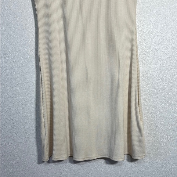 Abercrombie & Fitch Cream Rib Cap Sleeve Top Small - Picture 6 of 6
